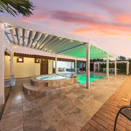 3 Min To Beach W Pool, Jacuzzi & Gym By Top Tier